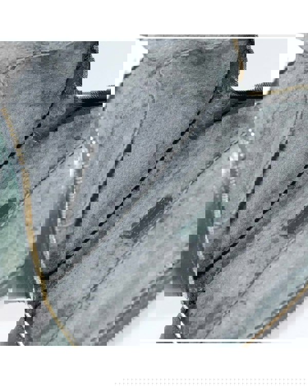 210553111.jpg