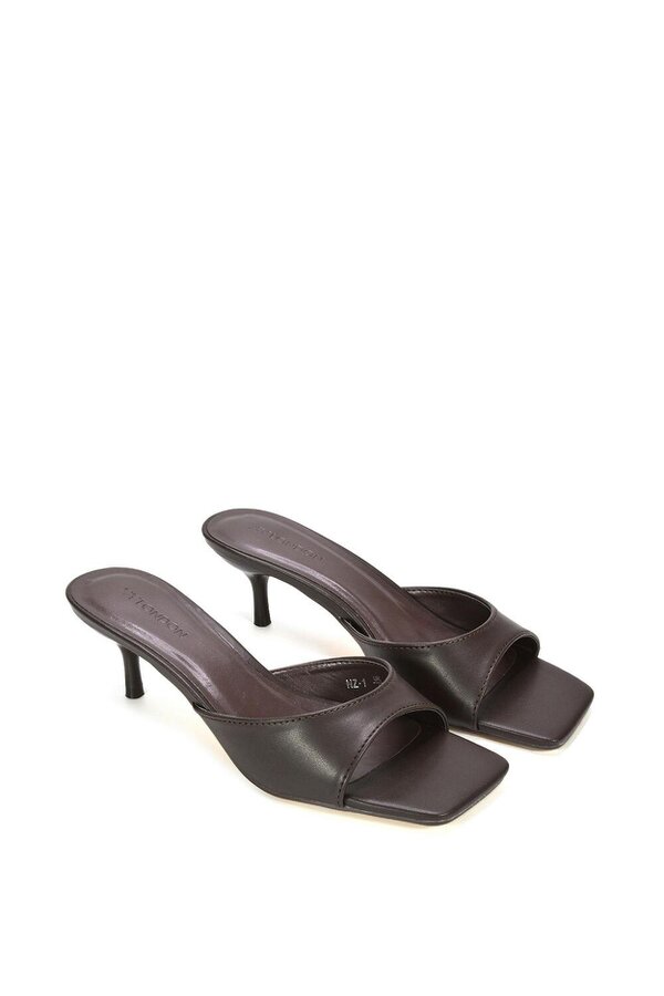 XY LONDON Square Toe Kitten Heel Slip On Heeled Sandal Mules