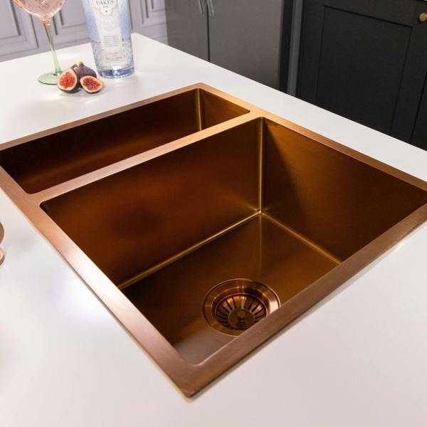 Flode Möckeln | 1.5 Bowl Stainless Steel Kitchen Sink | Inset or Undermounted | Strainer Wastes Supplied | Copper Finish