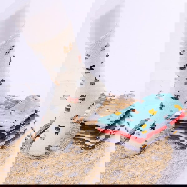 Anyfootwear 5 Pairs One Size 5-9 Mix Colour Cartoon Animal Cute Cat Ankle Short Casual Girl With Thick Warm Cotton Socks for Holiday Gifts