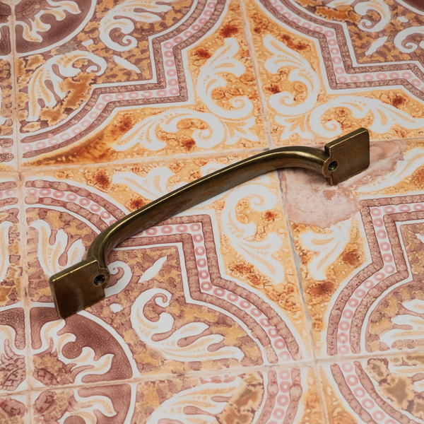Handle & Home 128mm Antique Brass Square Foot Handle