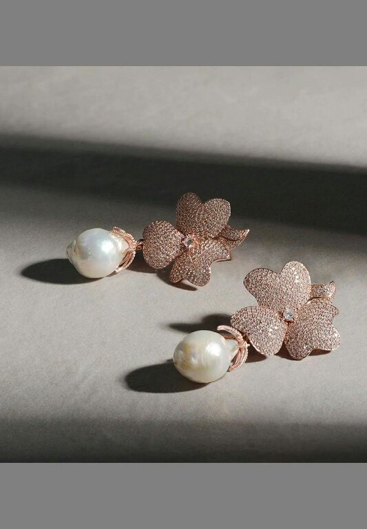 Latelita Baroque Pearl White Flower Drop Earrings Rosegold