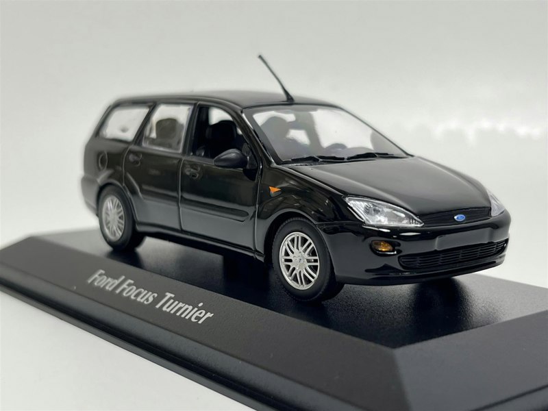 Maxichamps Ford Focus Turnier 1998 Black 1:43 Scale Maxichamps 940087011