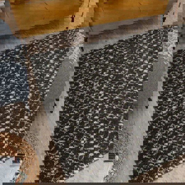 Moroccan-style thick shaggy rug non-shedding