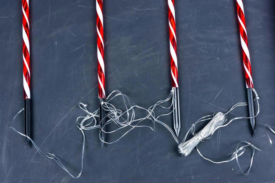 72cm Candy Cane Stake Lights Set of 4 in Red and White, Red White and Green or Multicolour image 3
