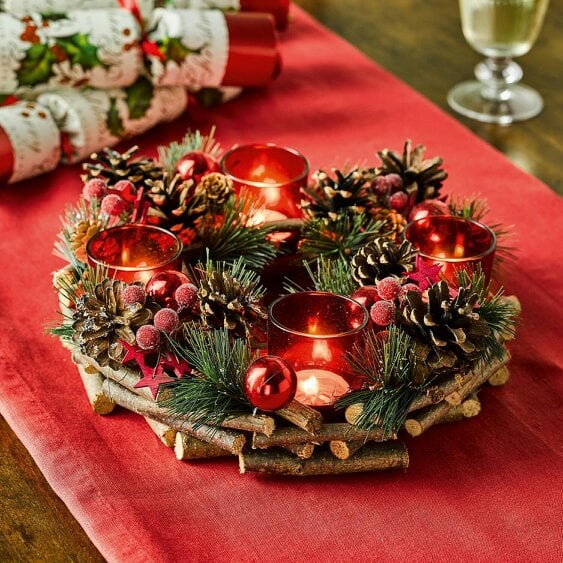 Scotts of Stow Berry & Pine Centre Piece with LED Candles