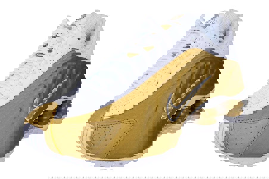 Nike Shox R4 Gs Running Trainers Cw2626 Sneakers Shoes  700 - Metallic Gold 700 - Photo 0