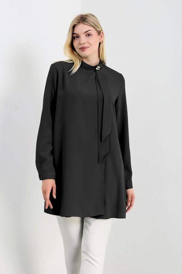 Hoxton Gal Oversized High Neck Tunic Top with Brooch Details in Black
