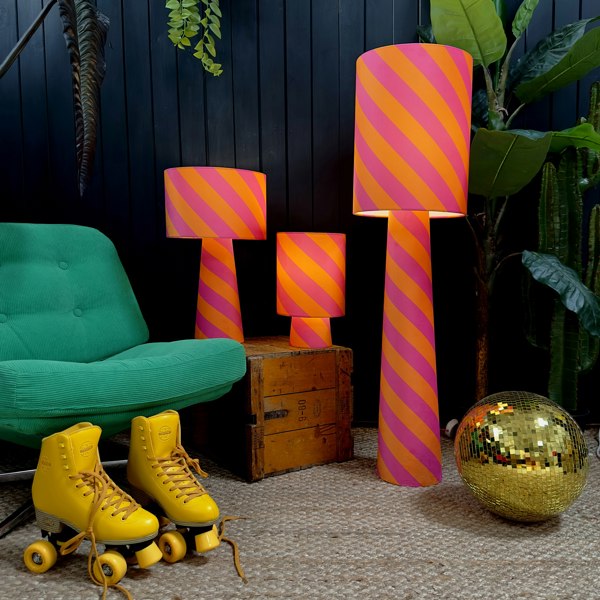 love frankie helter skelter lamps in raspberry ripple