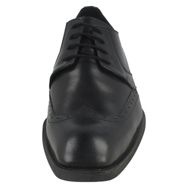 Maverick Mens Maverick Low Heel Lace Up Brogue Shoes