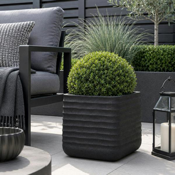Oslo Square Ripple Plant Pot 28 x 28cm 18L - Black