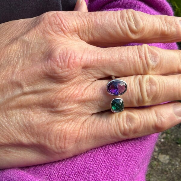Reeves & Reeves Iris Two Stone Ring - Gold