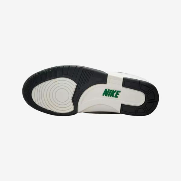 Nike DZ4627-001 Sneakers   in  White