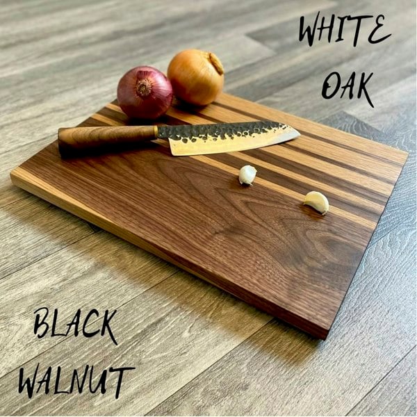 Giraffes & Craftz Black Walnut & Oak Cutting Board