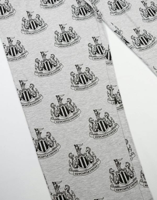 Newcastle United Mens Black Logo Short Sleeve Long Leg Pyjama Set