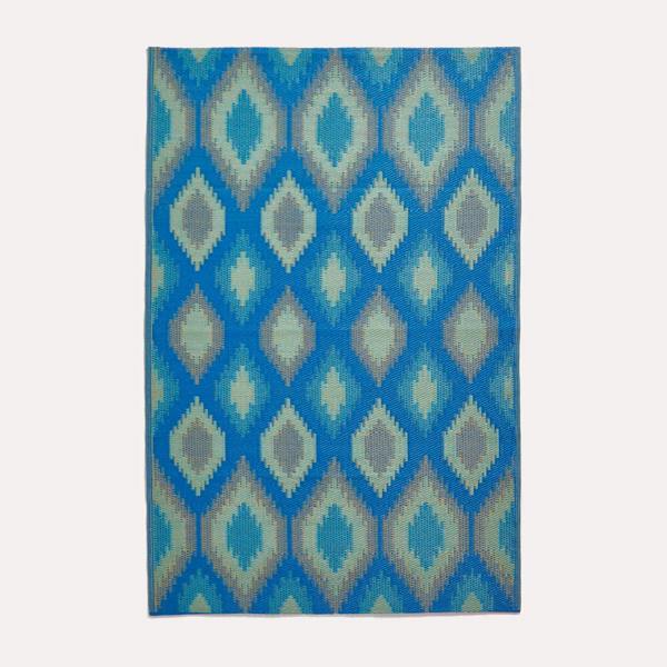 HOMESCAPES Outdoor Rug Luxury Waterproof Reversible Recycled, For Garden, Amber Ikat
