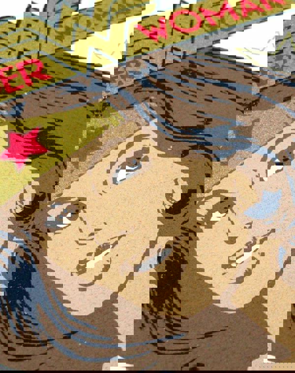 DC Comics Womens White Wonder Woman Short Sleeved T-Shirt