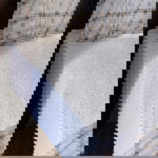 Catherine Lansfield Thermal Sherpa Underblanket Fitted Sheet Cream