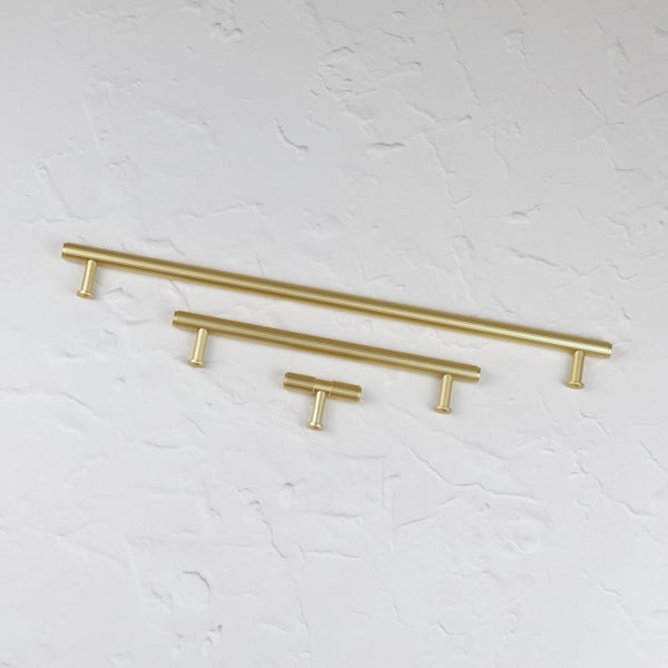 Handle & Home Brushed Brass Fluted Detailing Handles and Coordinating Knob