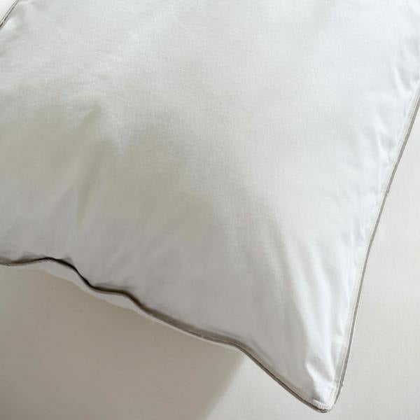 Soak&Sleep Soft As Down Body Pillow & Pillowcase - Soft/Medium