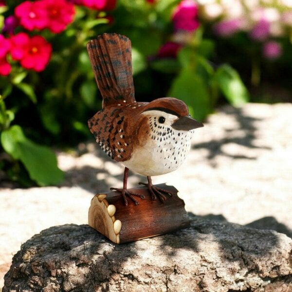 EDH Door Hardware RSPB Hand Crafted Wooden Wren with Display Box