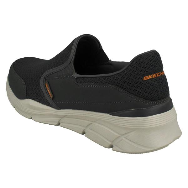 Skechers Mens Skechers Slip On Casual Trainers Persisting 232017