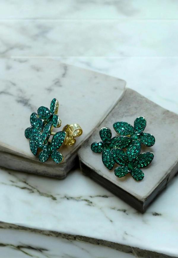 Still life of the earrings.