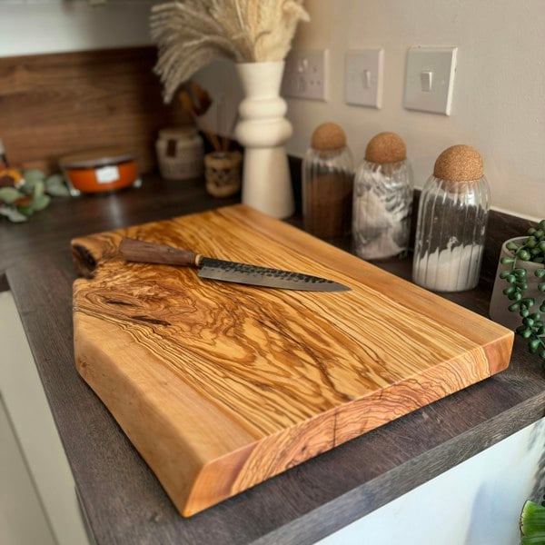 Giraffes & Craftz XL Live Edge Olive Wood Chopping Board