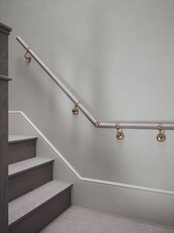 Handrails Direct Pattingham Grey Wood Quarter Landing Handrail