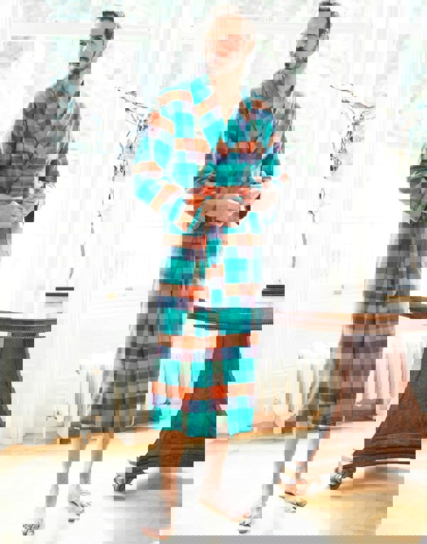 M_Dressing_Gown_Acorn_Squash_Check_1_1.mp4