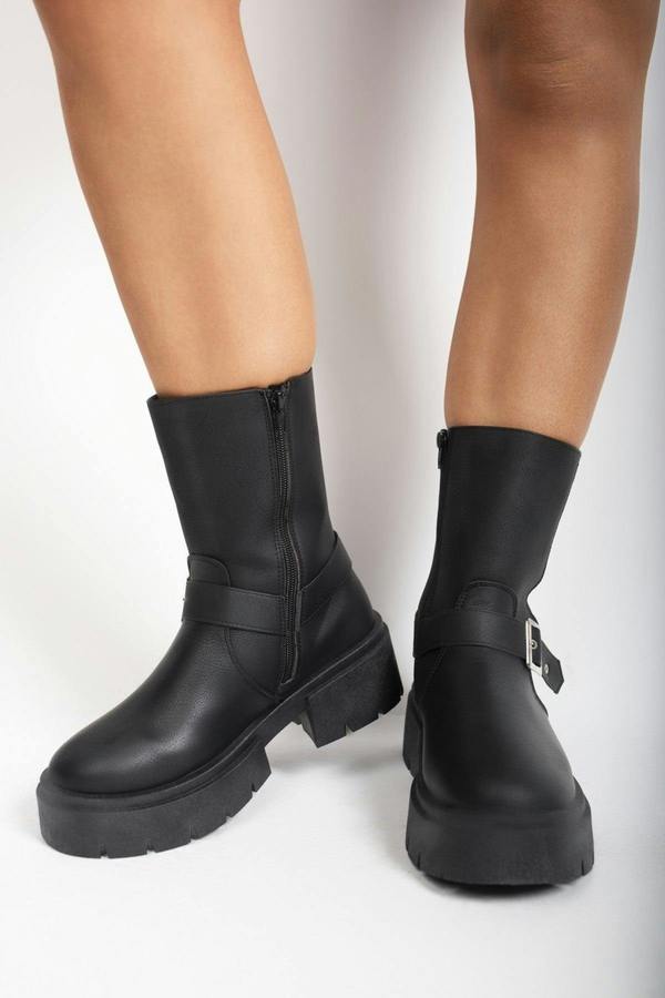 Tavina Chunky Biker Boots With Buckle Detail - Black