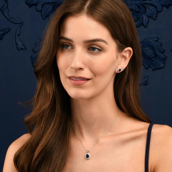 namana 925 Sterling Silver Blue Cubic Zirconia Oval Halo Pendant Necklace