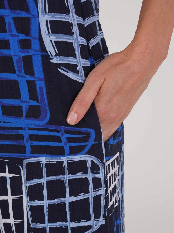 VIZ-A-VIZ Abstract Grid Print Dress