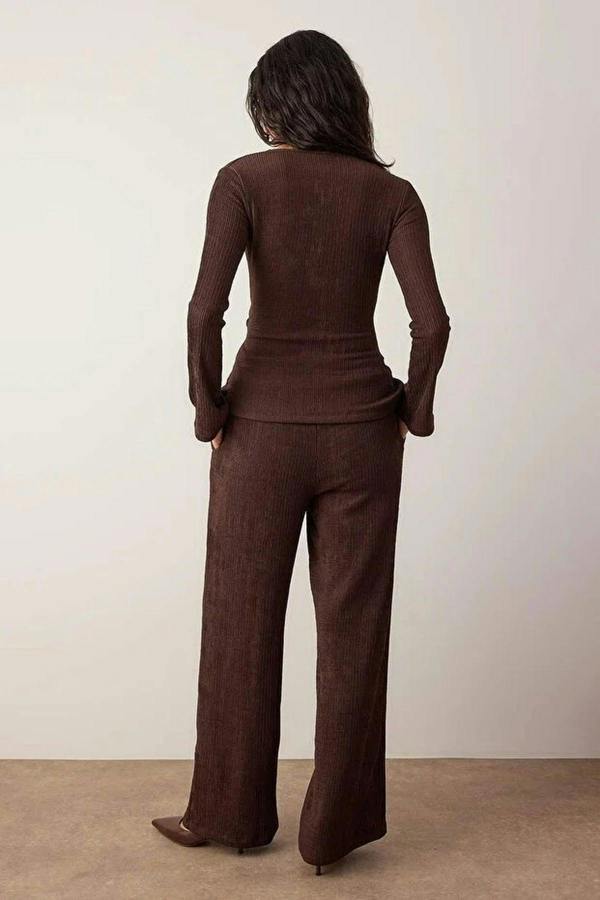 WOVCOR Wrapped Fitted Textured Knit Bottom & Top Set with Accessory Detail
