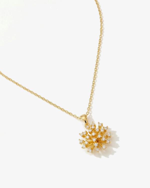 Elk & Bloom 14K Gold Star Flower Pendant Necklace