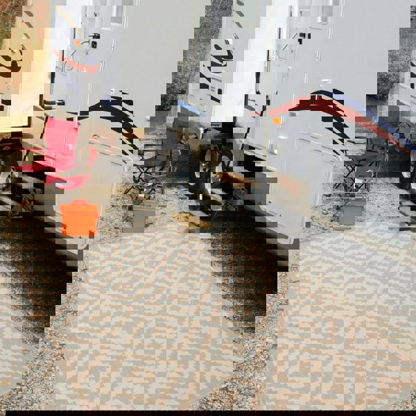 Outdoor Rug Diamond Design Beige and White | The Rugs