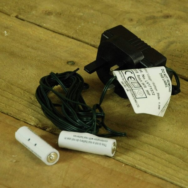 Samuel Alexander 2 x AA Money Saving Battery Replacement Plug In Adapter