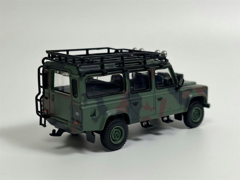 Mini GT Land Rover Defender 110 Military Camouflage RHD 1:64 Scale Mini GT MGT00237R