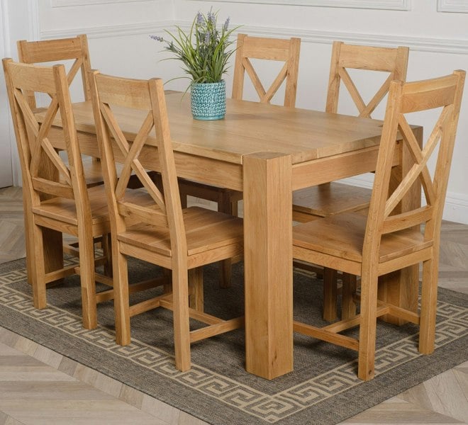 That's Furniture Kuba Medium Oak Dining Table with Berkeley Oak Chairs