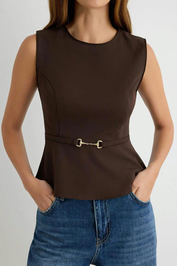 WOVCOR Belt Detail Sleeveless Round Neck Regular Fit Blouse