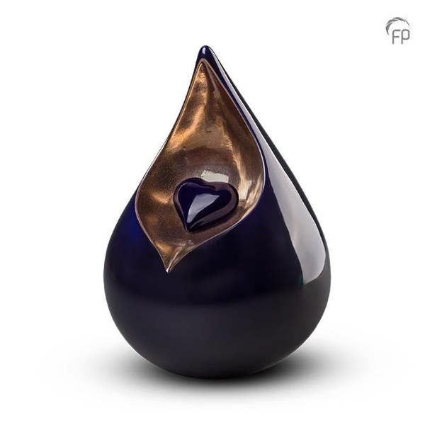 Memorials Direct Ceramic Celest Urn with Heart