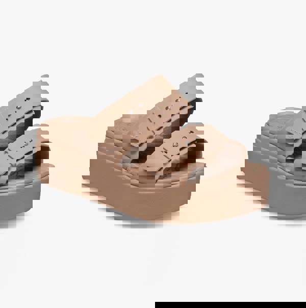 Crocs 207431-2Q9 BROOKLYN BUCKLE LOW WEDGE Womens Sandals Latte