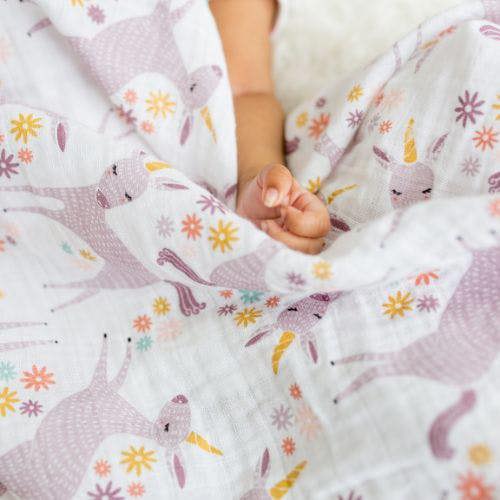 Lulujo - Large Muslin Swaddle - Unicorn