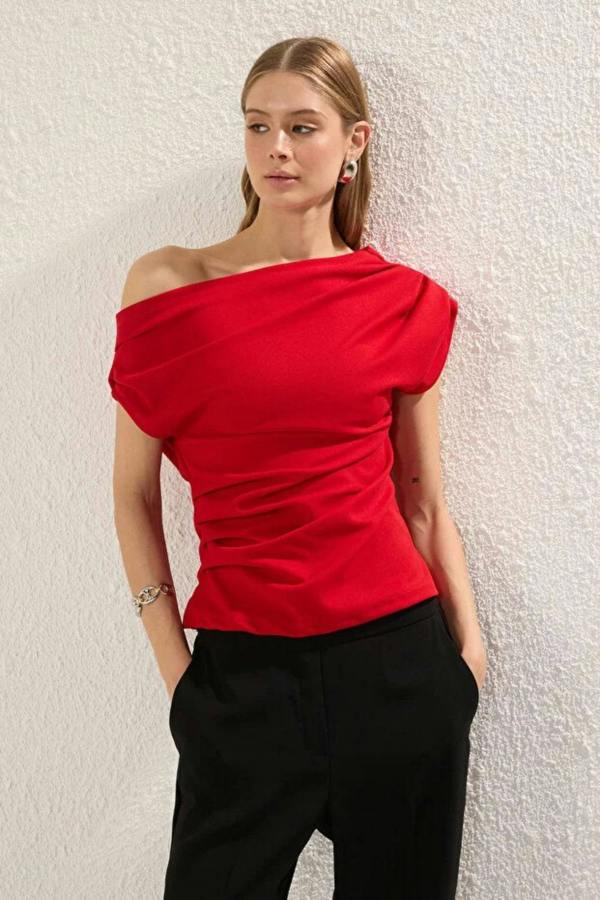 Hoxton Gal Draped, Gathered Detail Knit Blouse with Asymmetric Neckline