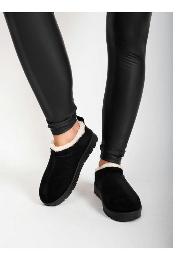 Elvaya Faux Suede Fluffy Lined Ankle Boots - Black