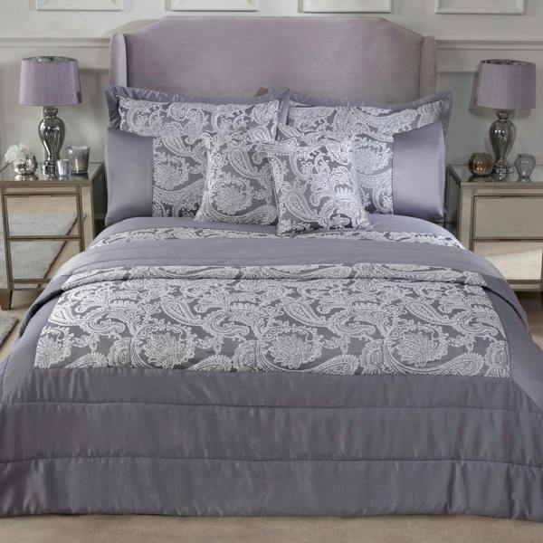 Duchess Bedspread Silver
