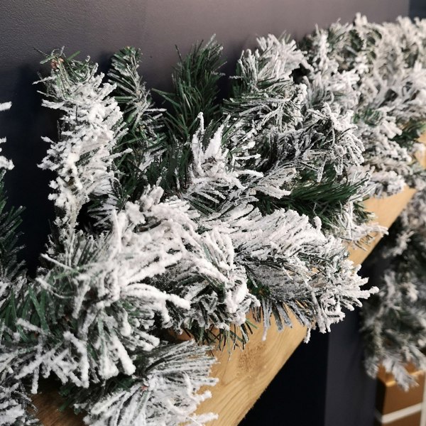 Samuel Alexander 2.7m Green Snow Flocked Christmas Garland with 190 Tips