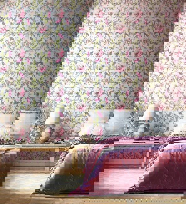 Hoopla Walls Orchid Bloom - Sweet Pea 10m Wallpaper