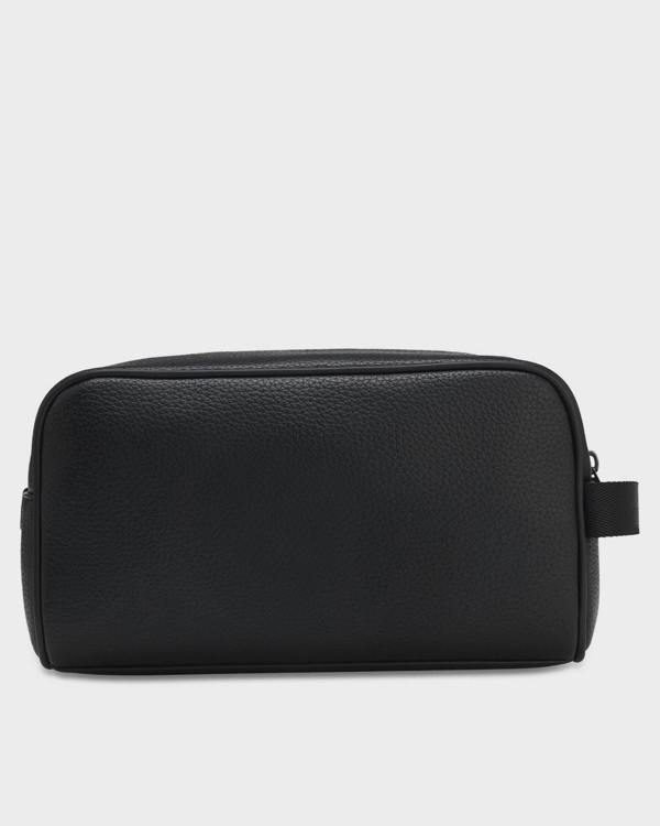 HUGO HUKE Mens Washbag - Black 002 | CHO | Designer Accessories,Mens Accessories,Bags,Wash Bags