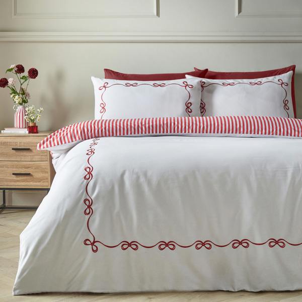 Catherine Lansfield Bow Embroidery Duvet Cover Set White / Red